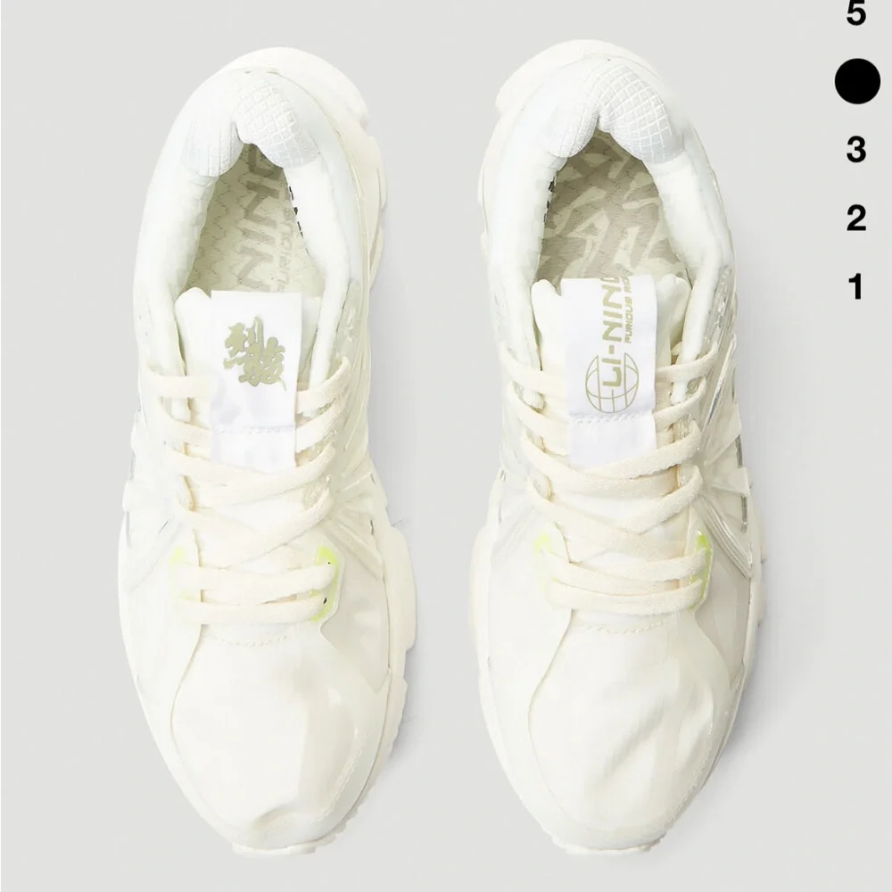 LI-NING
Furious Rider Ace Element Sneakers - Picture 2 of 6